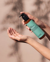 Load image into Gallery viewer, Kurl Identity Bye Bye Frizz 250 ml
